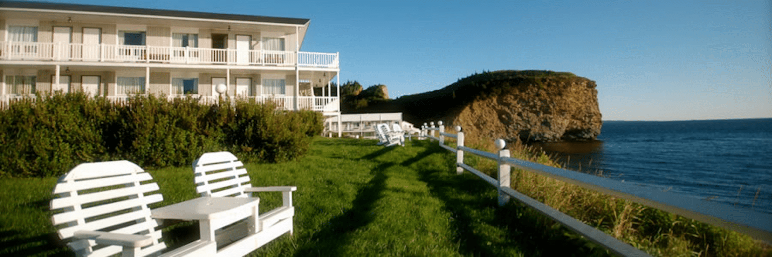 Auberge Les Trois Soeurs Motels Perce Ou dormir Destination Gaspesie 1 1536x512