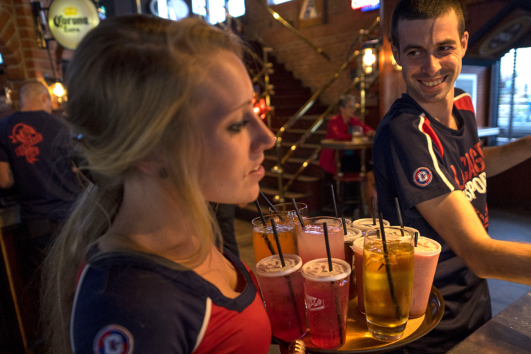 Cage Aux Sports 60 768x512