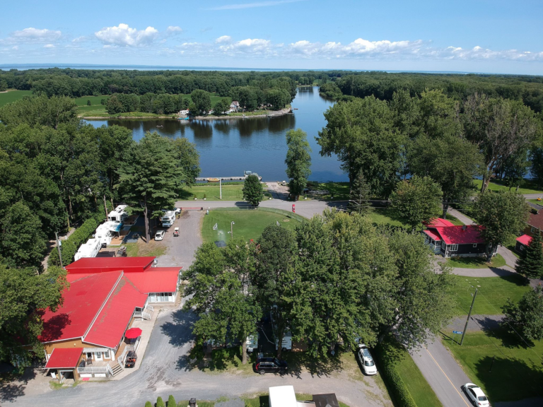 Camping de lAmitie Saint Francois du Lac destination Centre du Quebec 1 768x576