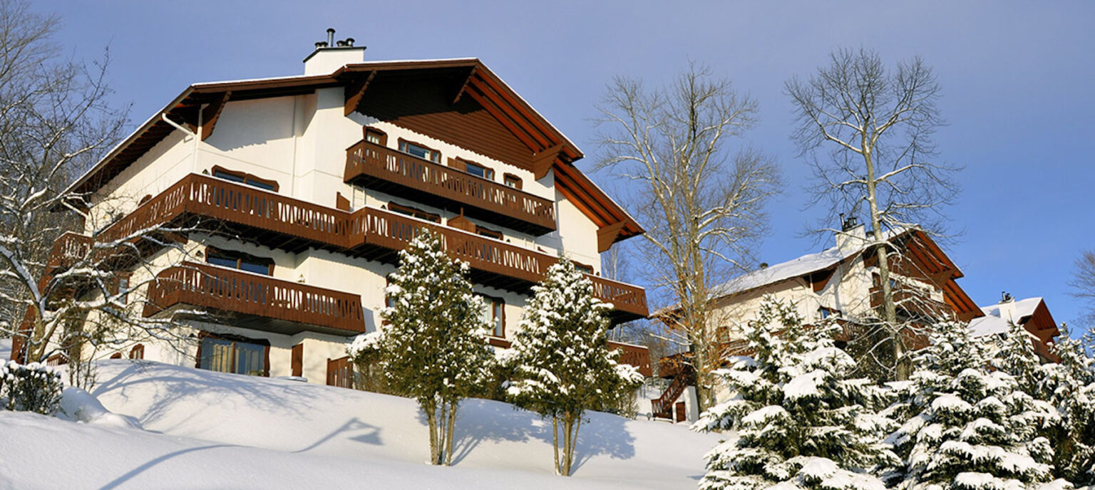 Hotel du Lac de Tremblant Destination Laurentides2 1536x688