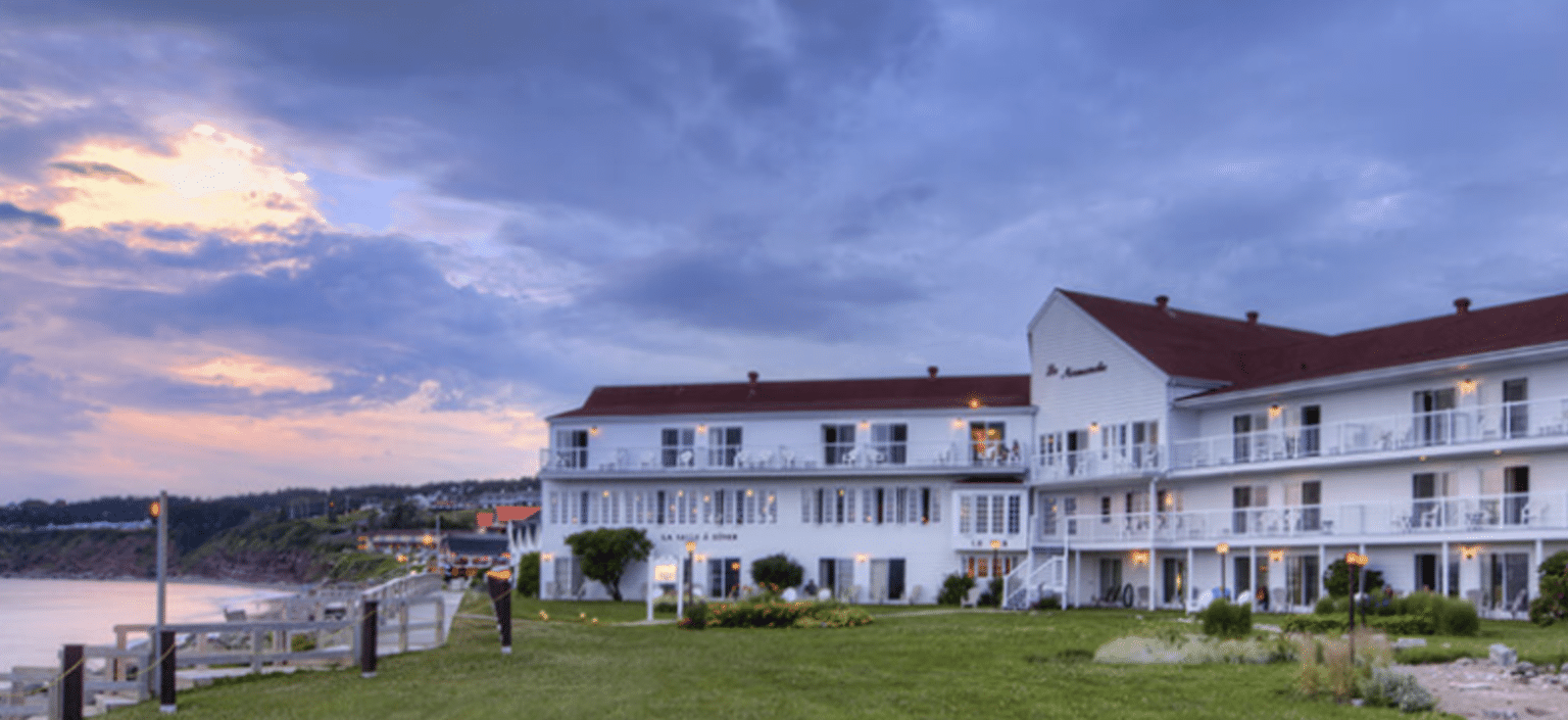 Hotel la Normandie Destination Perce Gaspesie 1 1536x705