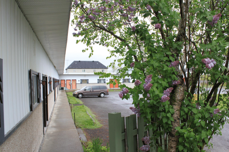 Motel Boise Blainville Tourisme Laurentides 1 1 768x512