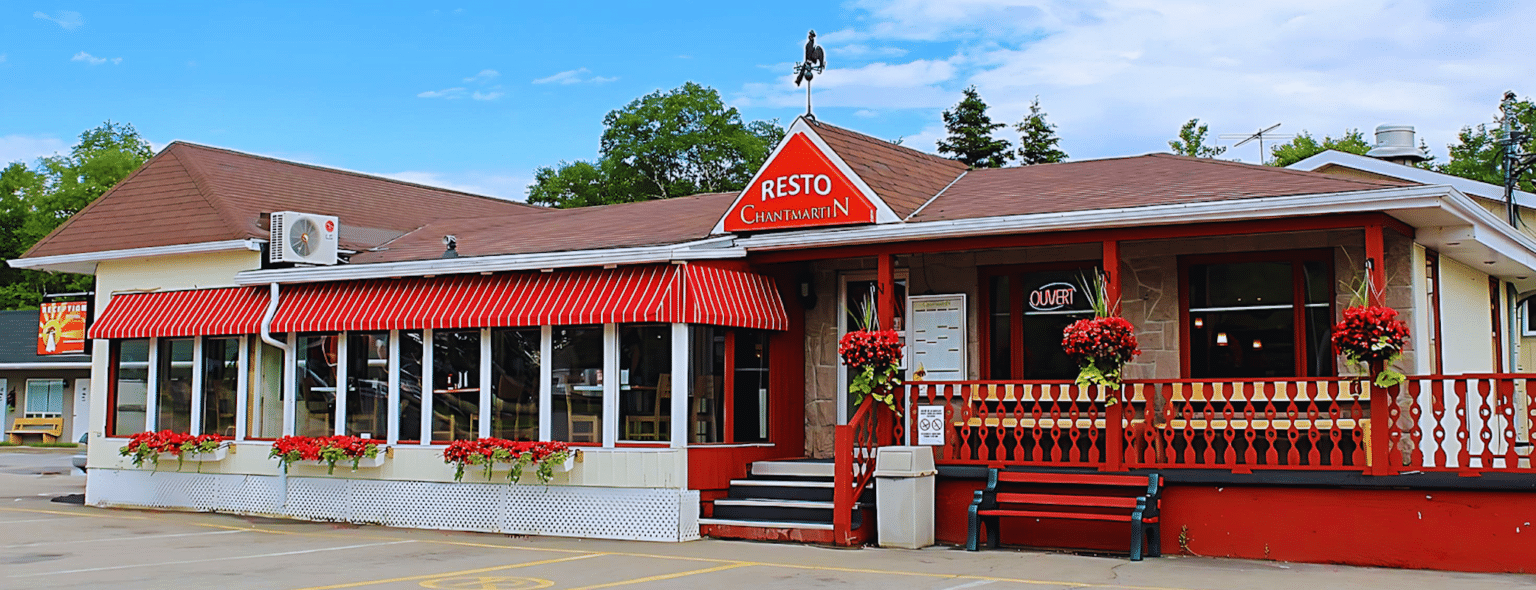 Motel Restaurant Chantmartin Tadoussac cote nord 1 1536x590