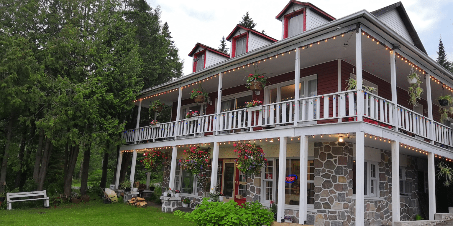 Motel des Pays den Haut Val David Destination Laurentides 1 1 1536x768