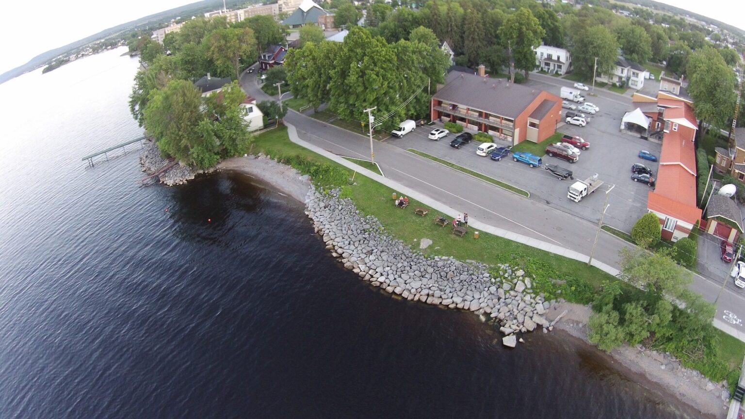 Motel le Castille Roberval Tourisme Lac Saint Jean  1536x864