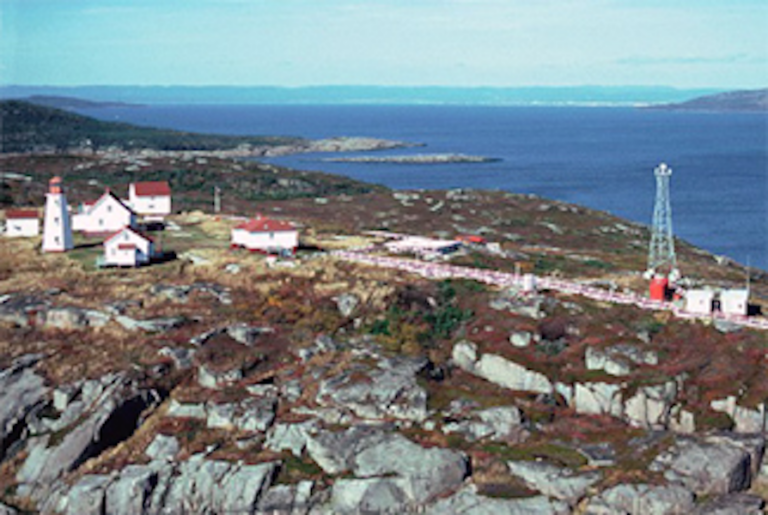 Phare de lIle Corossol 1 768x515