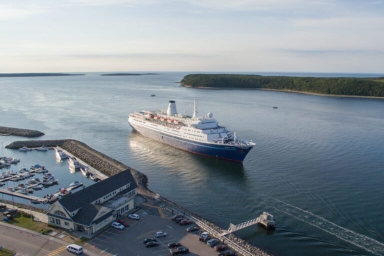 Port de Havre Saint Pierre Destination Cote Nord Duplessis3 768x512