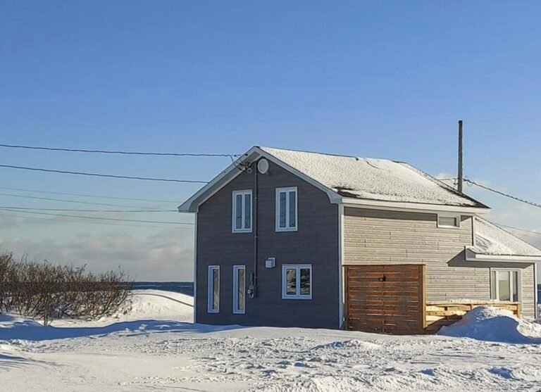 La Maison de Ti-Num & Gilberte - Riviere-au-Tonnerre - Cote-Nord