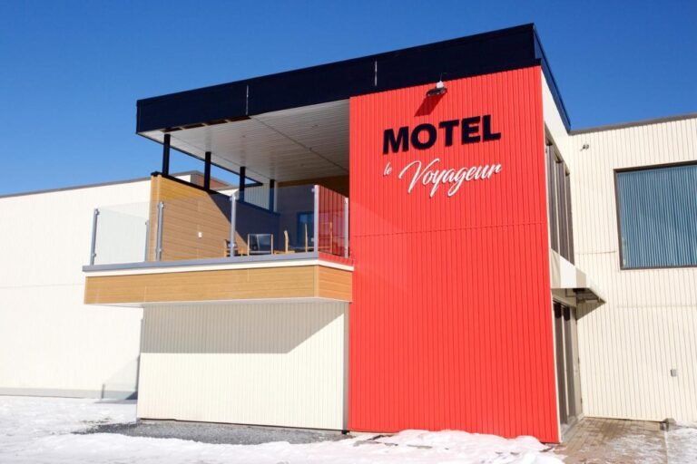 Motel Voyageur 1 768x512