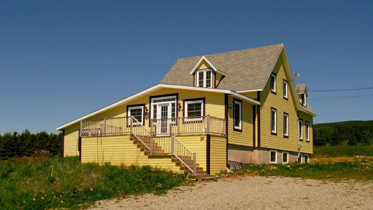 Au Coin de La Berge - Percé - Gaspésie