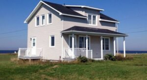 CHEZ CYRICE À JULIEN