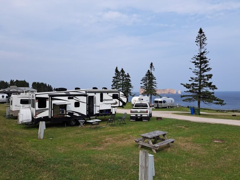 Camping Côte Surprise - Percé - Gaspésie