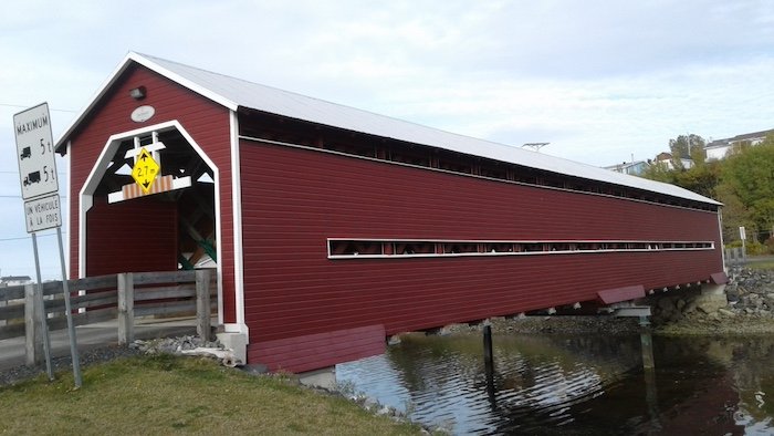 Pont couvert de Grande-Vallée-Destination Gaspésie