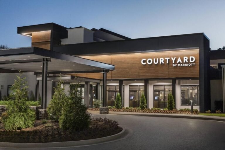 Courtyard by Marriott Québec