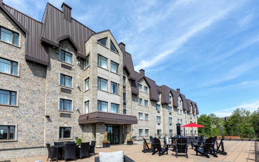 DoubleTree by Hilton Quebec Resort