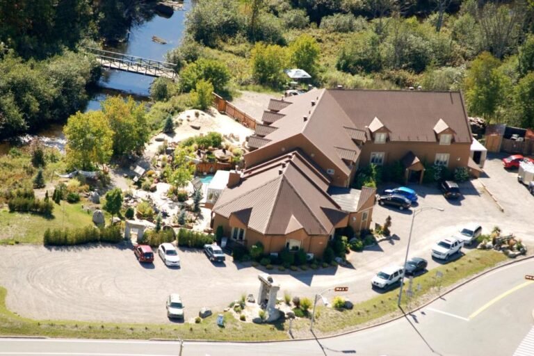 Hôtel ALiLA-St-Sauveur-Laurentides