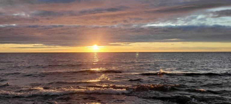 Hôtel De La Baie - Baie-des-Sables-Gaspésie