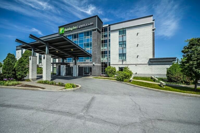 Hôtel Holiday Inn Express & Suites Saint-Hyacinthe-Monteregie