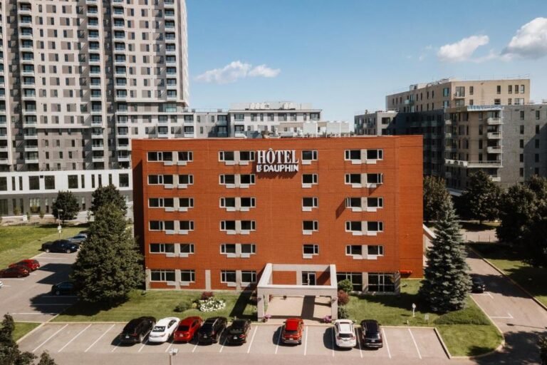 Hôtel Le Dauphin Montréal-Longueuil-Monteregie