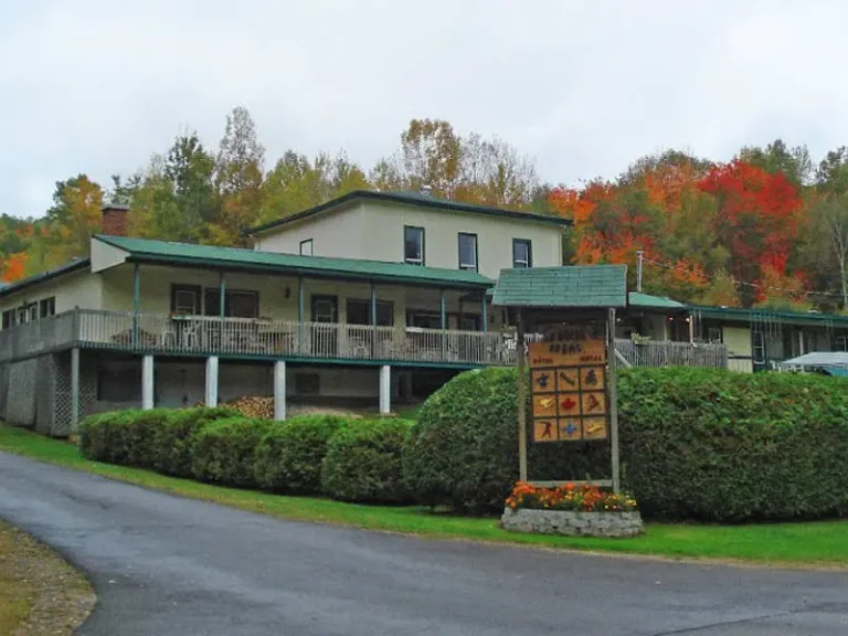 Hôtel-Motel Le Boisé du Lac.-Laurentides