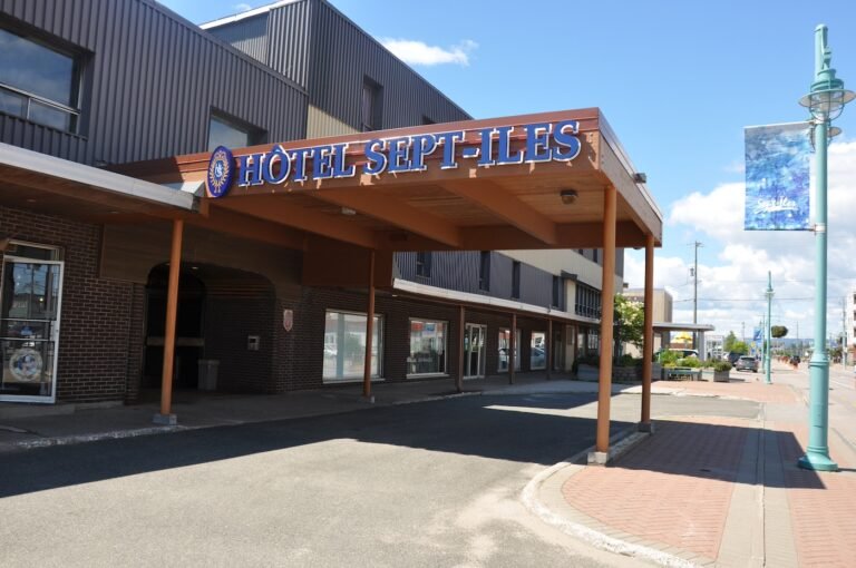 Hôtel Sept-Îles - Cote-Nord Hôtel Sept-Îles - Cote-Nord