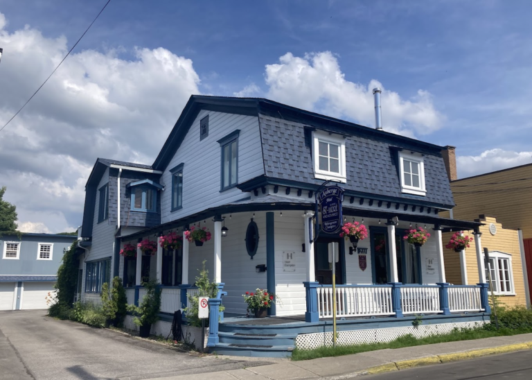 Auberge Le Petit St-André-Terrebonne-Lanaudiere