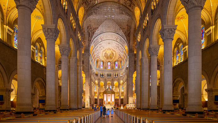 Basilique Sainte-Anne-de-Beaupré-Québec.JPG