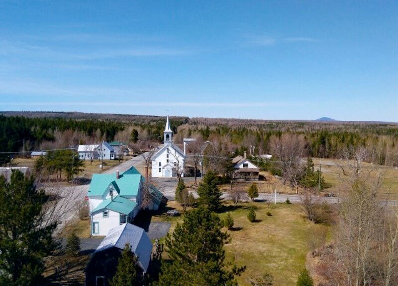 Municipalité de Val-Racine-Destination Cantons de l'Est Municipalité de Val-Racine-Destination Cantons de l'Est