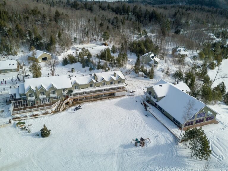 Pourvoirie du Lac Blanc - Mauricie.jpg