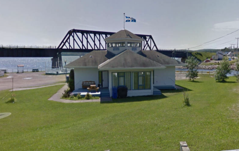 Bureau touristique de Port-Daniel-Gascons - Destination Gaspésie