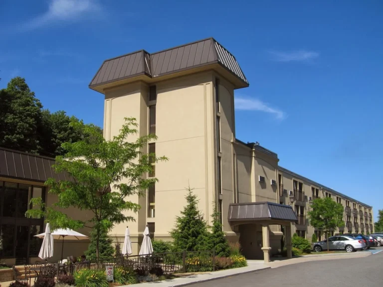 Hôtel Le Président Sherbrooke