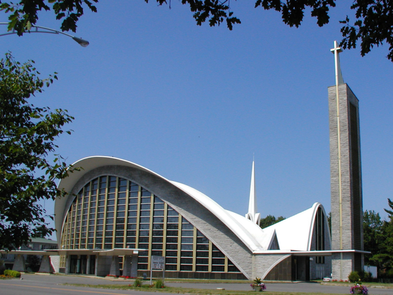 Cathédrale Saint-Jean-Baptiste de Nicolet - Photo 1