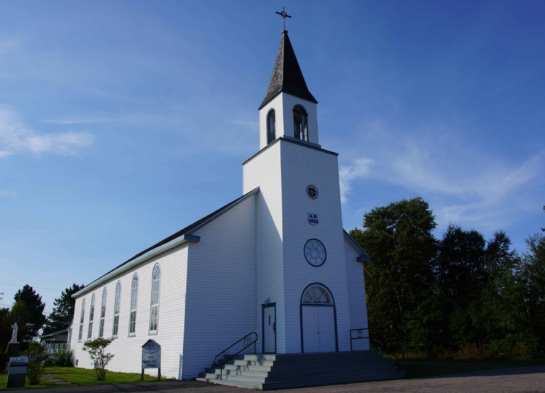 Eglise Saint Coeur de Marie Sept Iles Clarke City Cote Nord 768x553