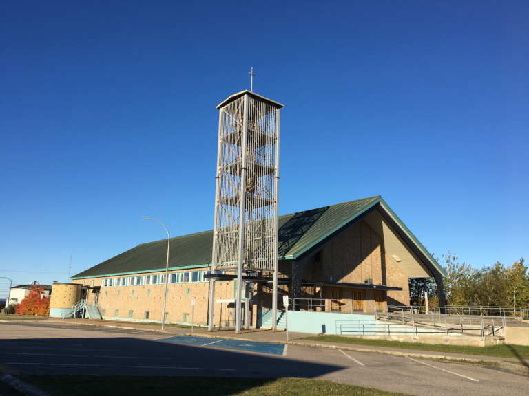 Eglise Saint Joseph Sept Iles Route des eglises Cote Nord Duplessis  768x576