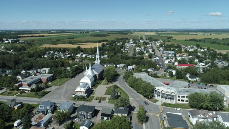 Eglise dHeberville Destination Lac Saint Jean4 768x434