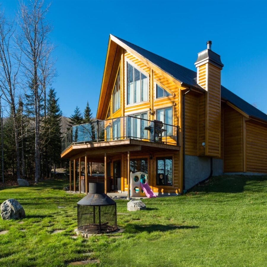 LE REPÈRE DU MASSIF