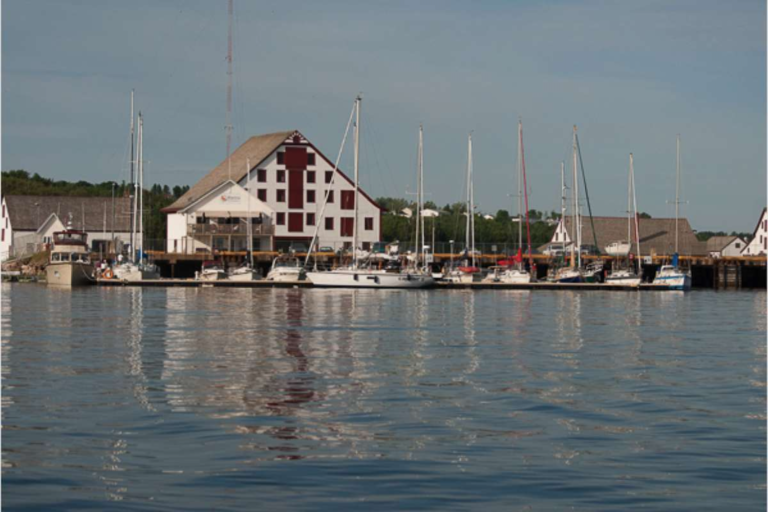 La marina de Paspebiac Plein air Tourisme Gaspesie  768x512