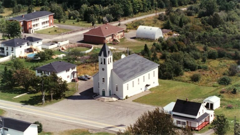 Municipalité de Sainte-Paule-Destination Gaspesie.jpg