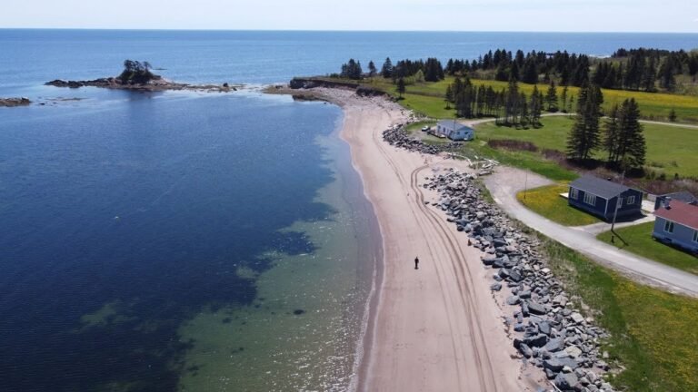 Halte de l’Anse à Blondel - Photo 1