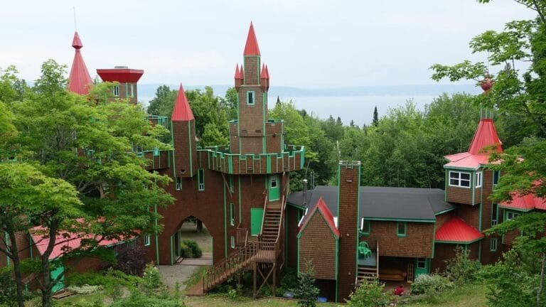 Auberge du Château Bahia- Destination Gaspésie