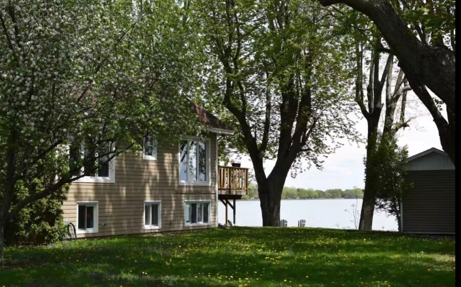 Détente au bord du Lac Champlain