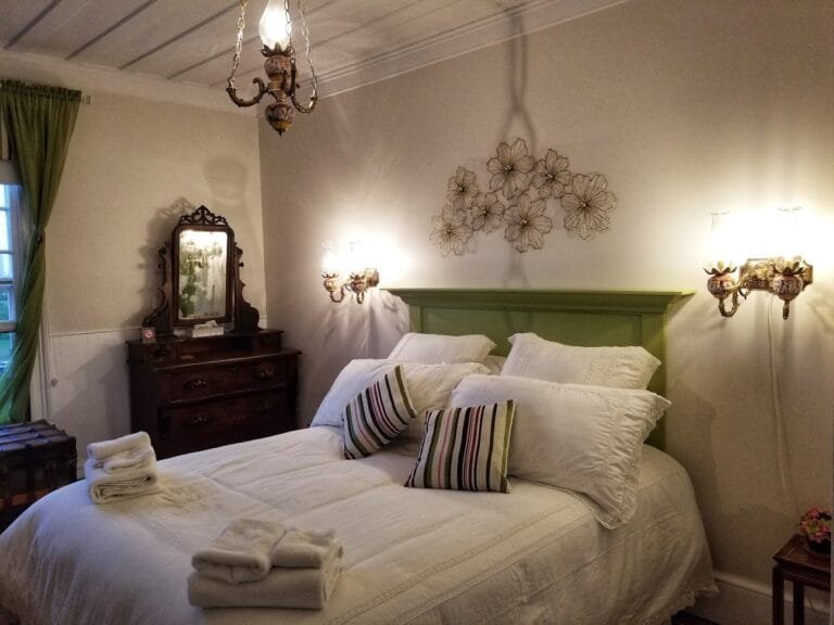 PETITE MAISON ROUGE 768x576