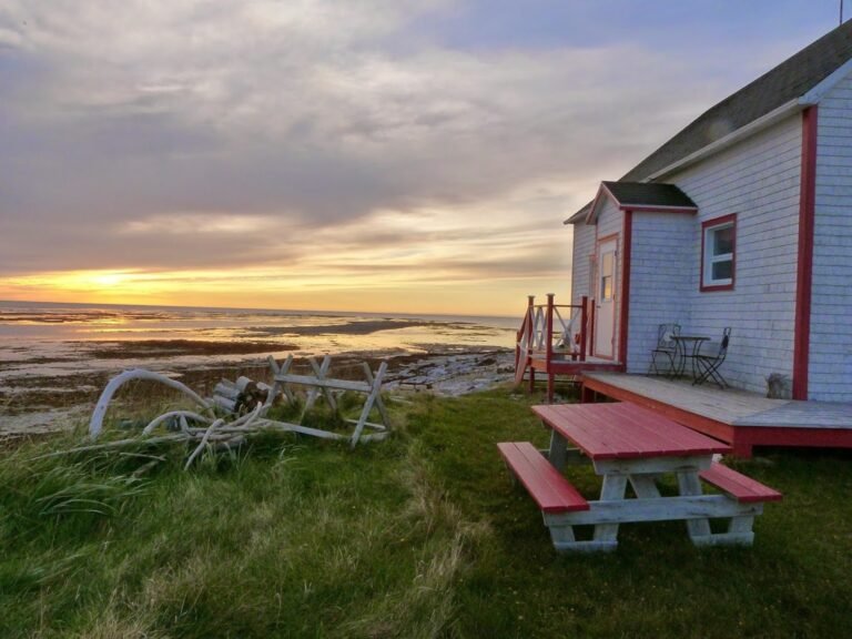 Auberge de la Pointe-Ouest - Ile Anticosti