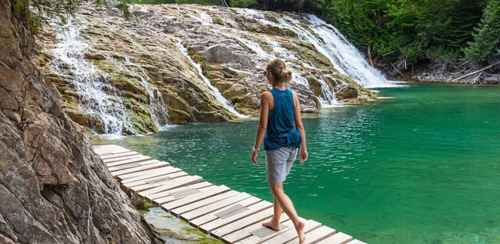 Chute de la Rivière Émeraude Percé - Gaspésie