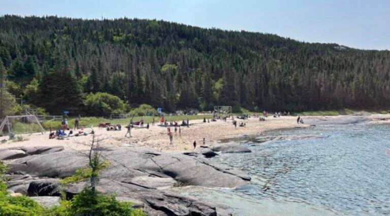 Ile La Grande Basque - Sept-Iles-Cote-Nord