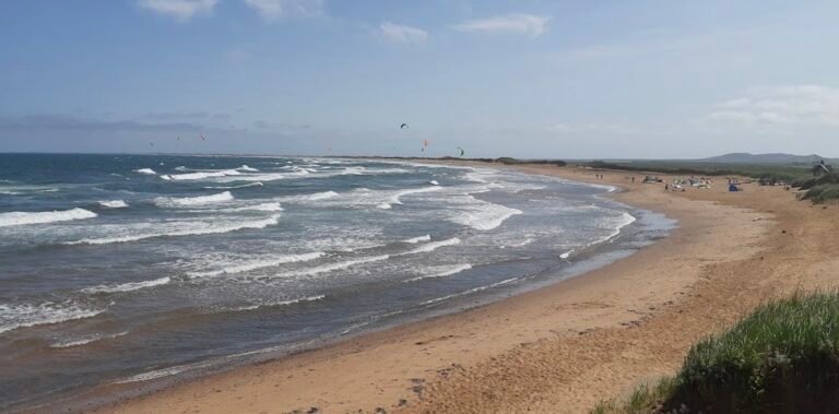 La plage à Fatima Iles de la Madeleine