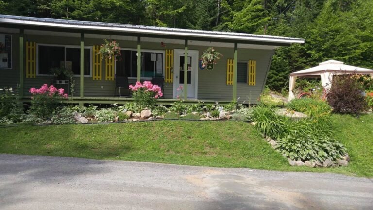 Camping McLaren - Saint-Mathieu-du-Parc - Mauricie Camping McLaren - Saint-Mathieu-du-Parc - Mauricie