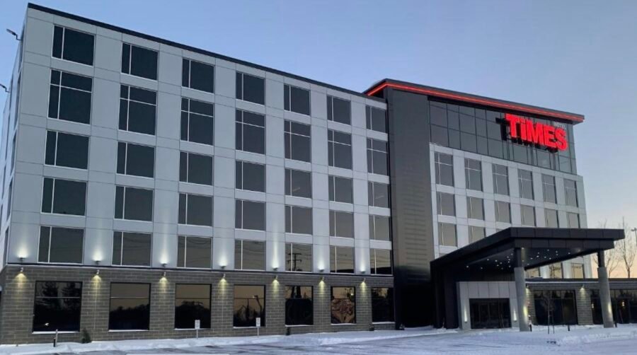 Grand Times Hotel Blainville - Mirabel