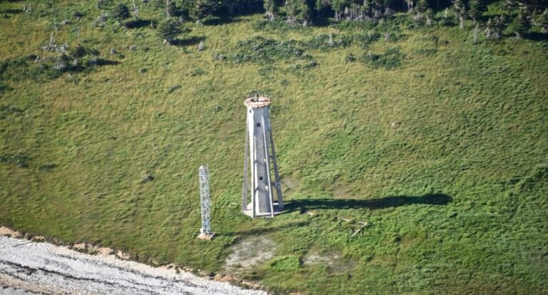 Phare de l’Escarpement-Bagot - ile Anticosti