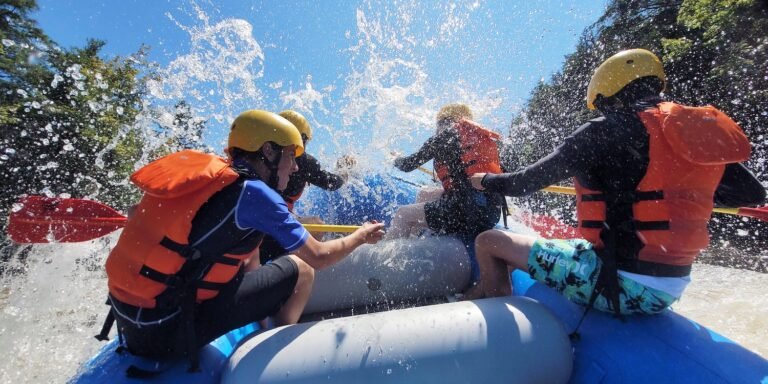 Camping Rafting Momentum